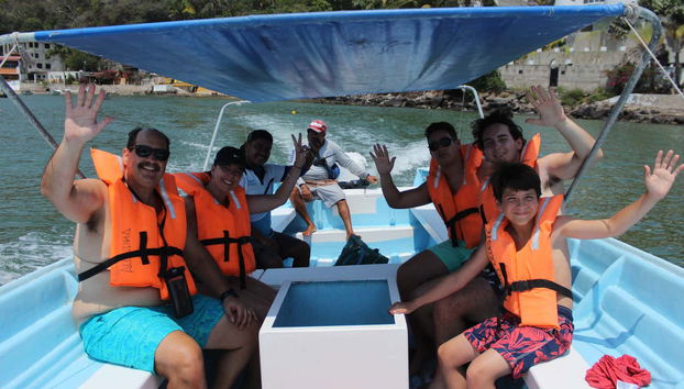 Compostela Day Trip + Snorkelling at Coral Island - Foto 3