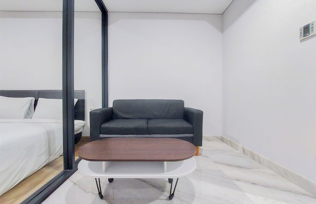 Tranquil And Comfort Living 1Br The Smith Alam Sutera Apartment - Photo 14