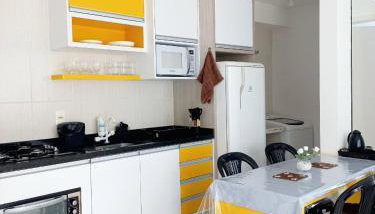 Apto Completo e Confortável Famílias e Trabalho - Foto 2