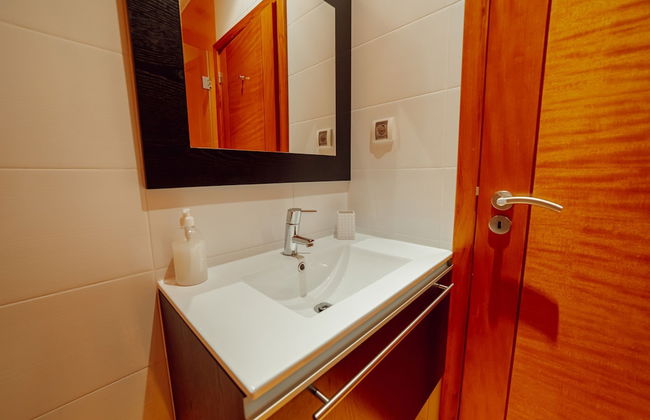 Pool Cinema Villa by Vacationy - Foto 26