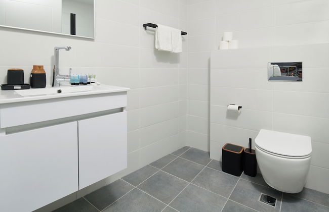 Machne Yehuda Vacation Apartment - Photo 23