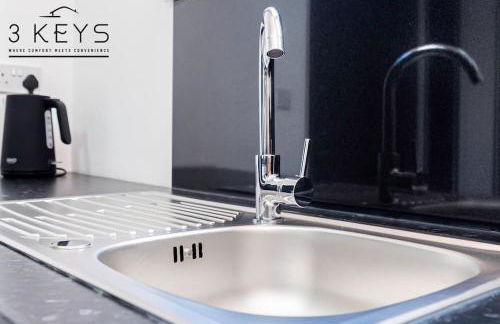 Contractors monthly discounts - WIFI - 5mins to Airport, HS2 & NEC - Photo 19