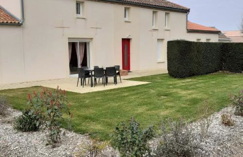 Gîte Camomille à la campagne, proche du Puy du Fou - FR-1-622-99 - Foto 18