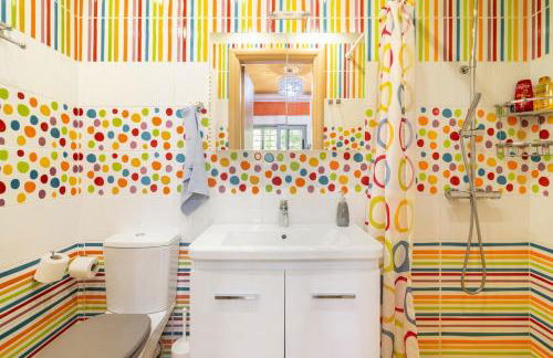 Pop Art Home - Experience Local Vibes - Photo 29