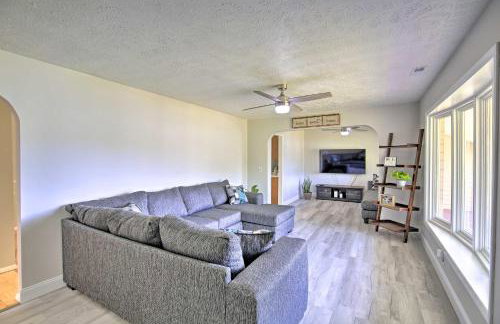 Bluefield Retreat with Pool Table Near Parks! - Foto 3