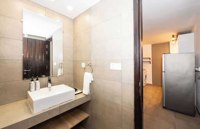 Urban Village Condo by Soben Homes - Foto 48