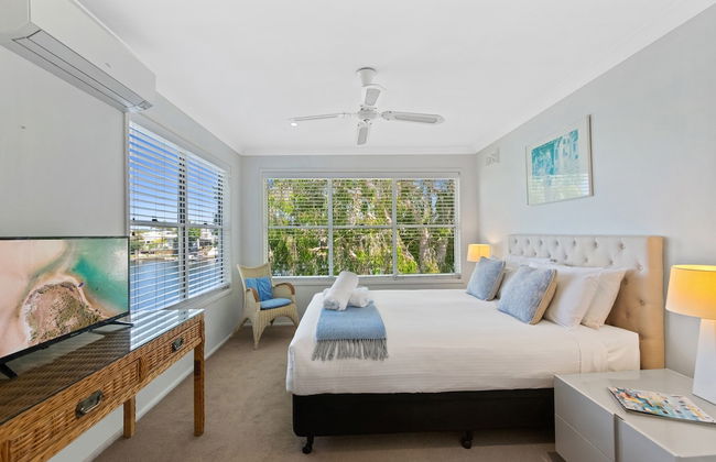 Noosa Entrance Waterfront Resort - Photo 55