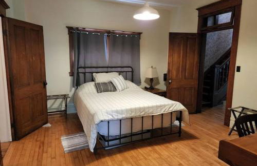 BaseCampWV-Durbin. Spacious 4 bedroom house w/yard - Foto 22