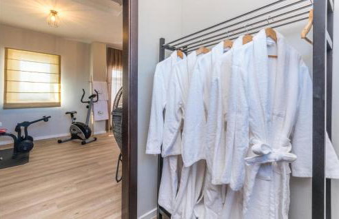 Amazing Home In Sukosan With Wifi - Foto 49