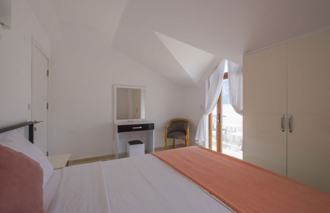 Infinity Olympia Villas - Photo 7