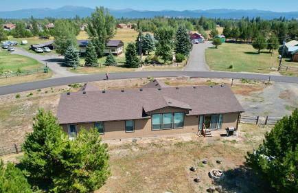 New! Grand Manor - Close to Tamarack and Lake Cascade - Pet friendly - fenced yard - trailer parking - Foto 39