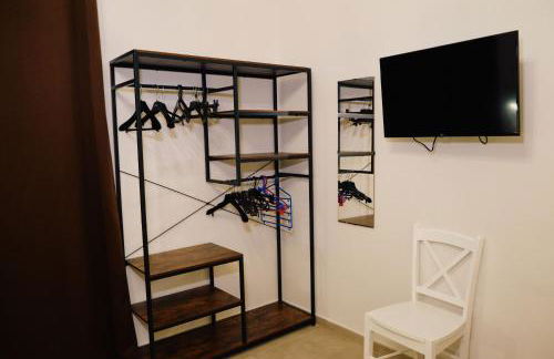 Basso 61, Cozy Oasis with Mini Pool and Courtyard - Foto 25