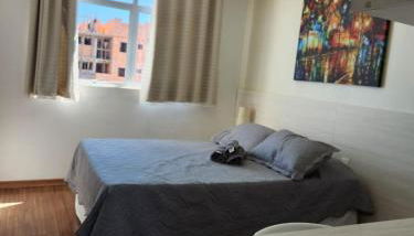 flats da Junia - wifi, tv, ar, frigobar, conexão aeroporto - Foto 2