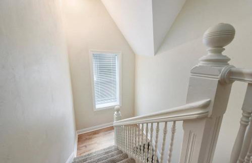 3 Bedroom House with Netflix, FREE Parking, Near Hospitals, Shopping,Food - Foto 23