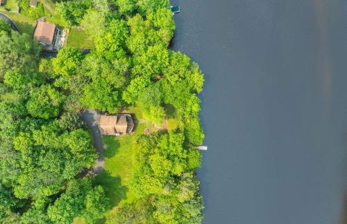 Lazy River Cabin: Lakefront Stay - Foto 45