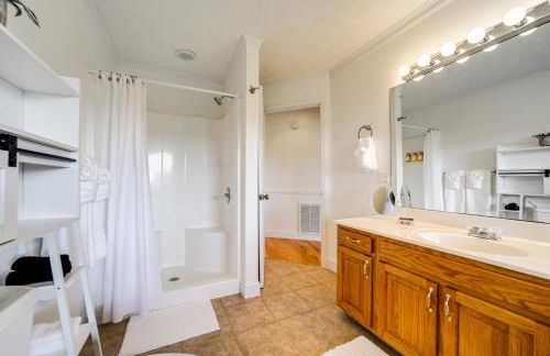 Panoramic Mtn Views Spacious Tennessee Home! - Foto 20