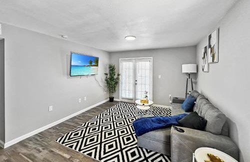 Comfy 1BR 1BA Retreat Near Dallas North Tollway - Foto 1