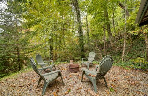 Robbinsville Vacation Rental with Covered Balcony - Foto 2