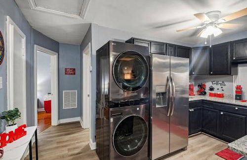 Central RVA Home 4 Bed, 3 Bath Getaway! - Foto 9