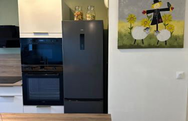 Aux Trompettes Violettes - Foto 33