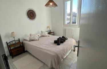 Centre Carcassonne apartment with private sunny terrace - Foto 16