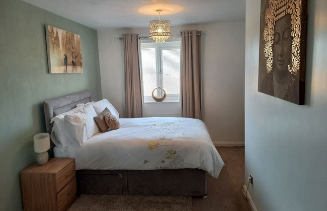 Charming Wentworth Lodge With Countryside Views - Photo 5