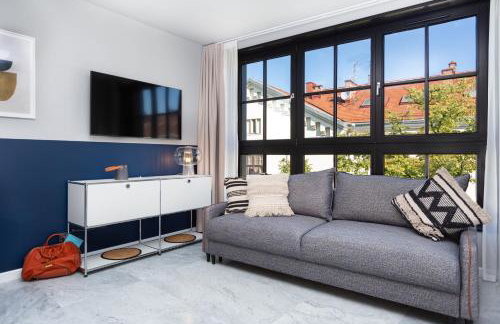 H11 Aparthotel - Photo 6