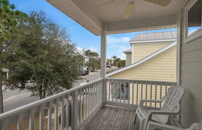 Beach Cottage w/ Backyard Oasis - Quiet Neighborhood in BMB - Foto 27