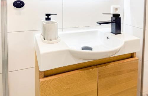 ImmoStay- Neustadt Apartments, TV & WiFi - Foto 50