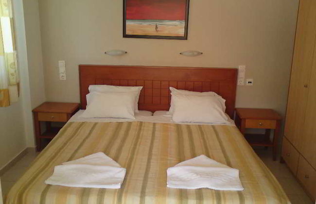 Sunshine Studios & Apartments - Foto 3