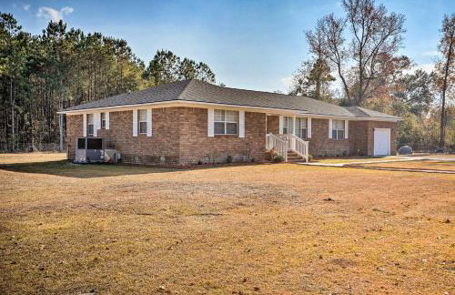 Moncks Corner Home with Yard Near Lake Moultrie - Foto 30