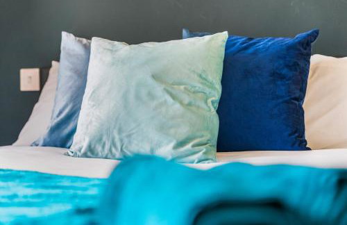 #45 2 bed Lux Fountain Lofts Digbeth - Near Blakesley Hall Museum - Sleeps 5 - "Perfect for Contractors and Families " - Foto 4