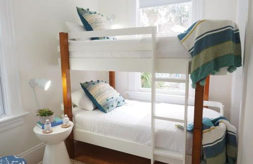 Stunning Forsyth Park Victorian - Walk to it all! - Foto 12