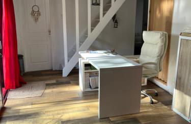 House de la Canopée, Swimming pool, Lake, Forest, large garden and WIFI - Foto 11