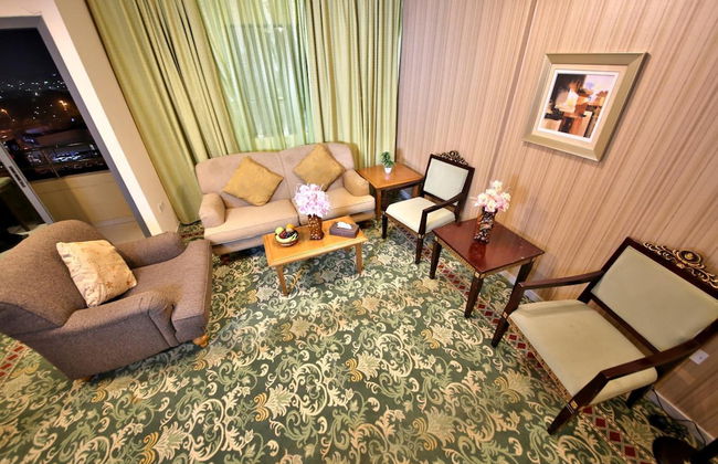 Midtown Furnished Apartments - Photo 14