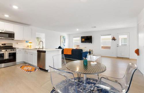 Modern Cozy Home - Gym - Quiet Street - Sleeps 4 - Foto 19