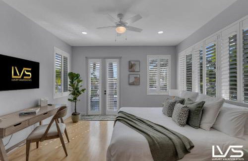 New Royal 80ft Waterfront Wlk2Beach HotPool Spa KitchenBBQ - Foto 64