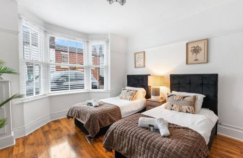 The Central-Contractor Accommodation-Free Parking - Extended Stays - Photo 12