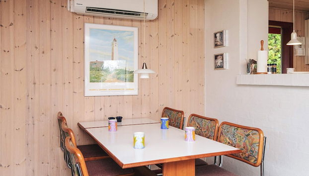 6 Person Holiday Home in Blavand - Foto 5, Interior