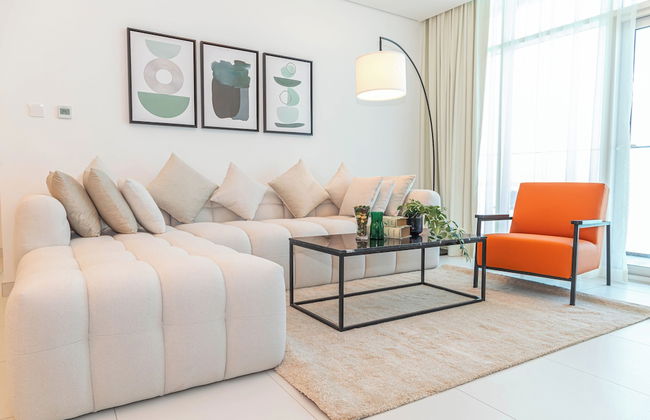 Bloomfields Modern 1BR in Thalassa - Photo 6