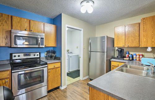 Patio Dining, 7 Mi to Purdue Family Escape! - Photo 9