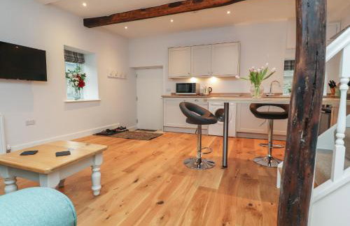 3 Hull House Cottage - Photo 7