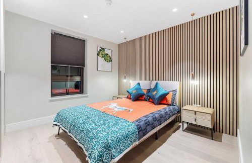 Luxe Home for Work & Play - Foto 14