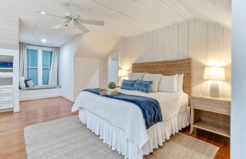 Historic 1871 Coastal Breeze with Heated Pool - Restoring Galveston - Photo 19