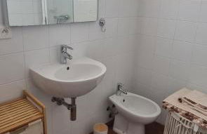 La plage et les commerces accessibles à pied - Foto 3