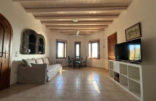 Andros Escape Condos - Foto 14