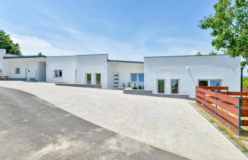Gorgeous Home In Varazdin Breg With Sauna - Foto 9