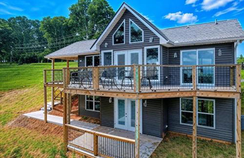 Broadview, River, Golf Course, Games, free Attraction Tickets, WIFI!!! - Foto 56