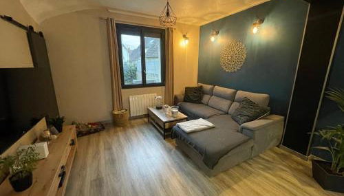 Le Paddock - 24 Heures du Mans - Foto 2