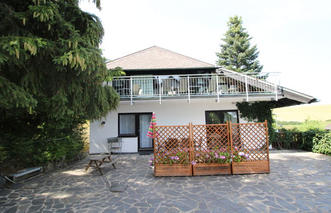 9 bedroom House in Immerath with garden and terrace - Photo 19